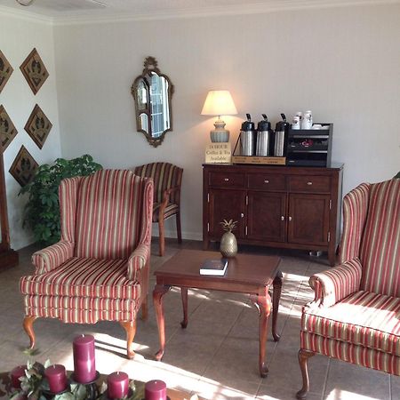 Ambassador Inn Fayetteville Eksteriør bilde